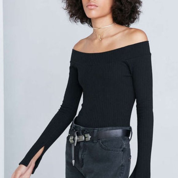 Urban Outfitters Silence + Noise Off-Shoulder Top - Picture 2 of 3